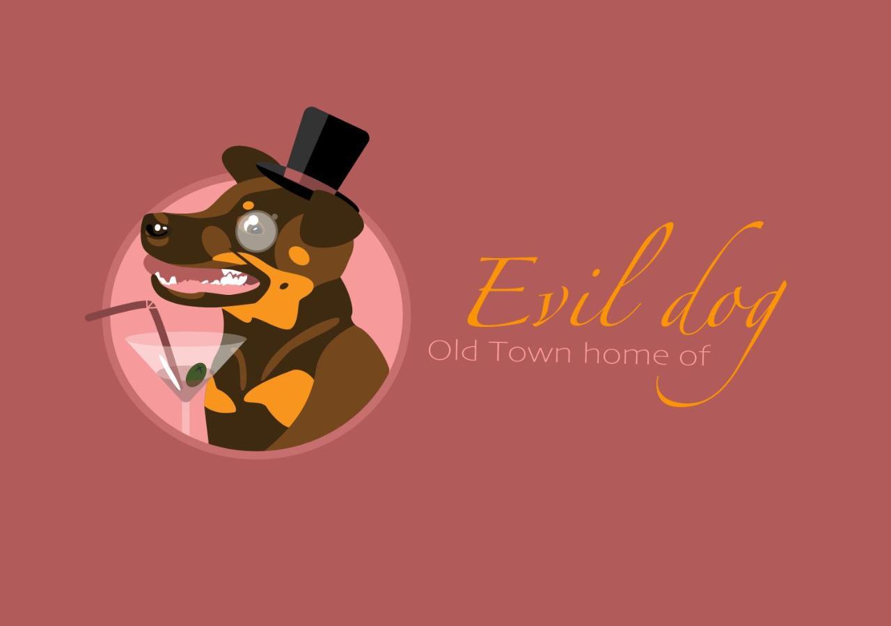 Old Town Home Of Evil Dog VNO Dış mekan fotoğraf